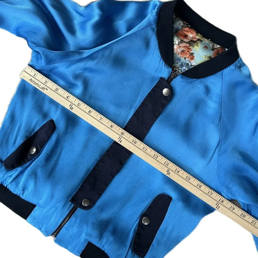 XS women Reversible Jacket Short Moto Style Floral and Blue Satin 2 looks in 1 - Picture 7 of 9